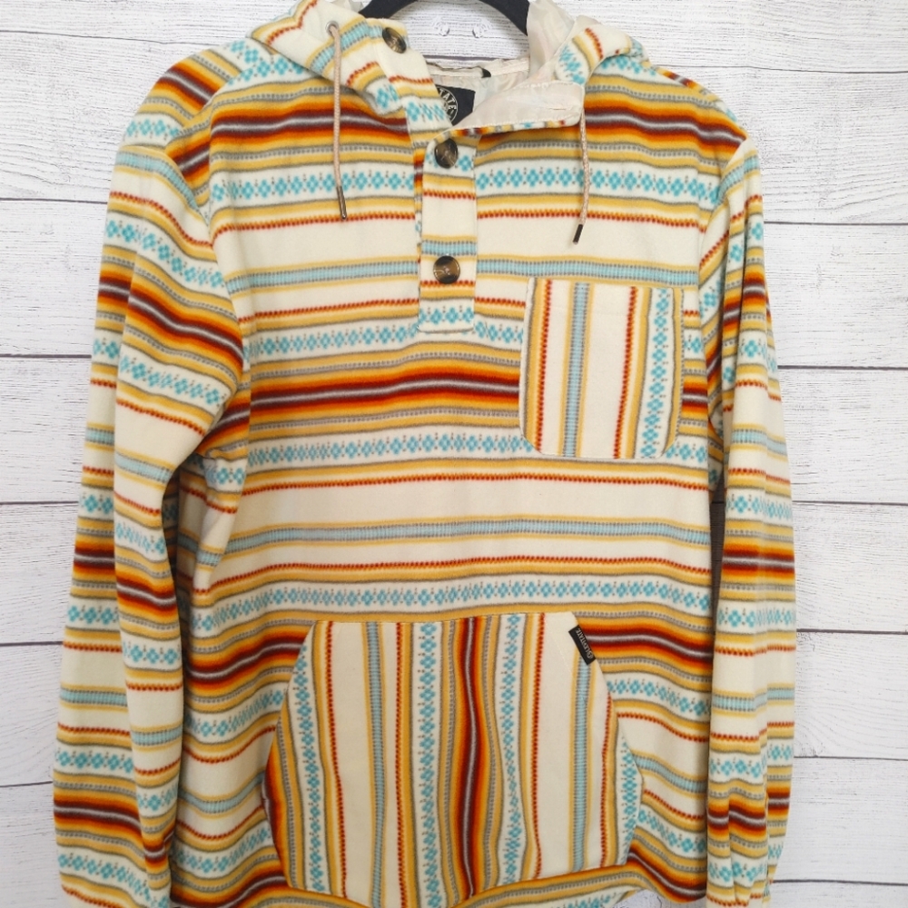 Levitate long sleeve hoodie medium